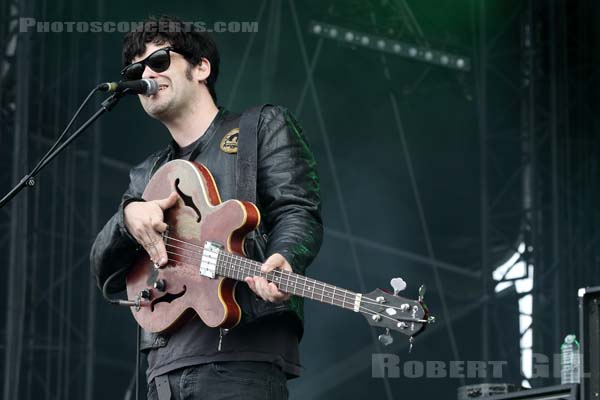 BLACK REBEL MOTORCYCLE CLUB - 2018-07-21 - PARIS - Hippodrome de Longchamp - Main Stage 2 - Robert Levon Been